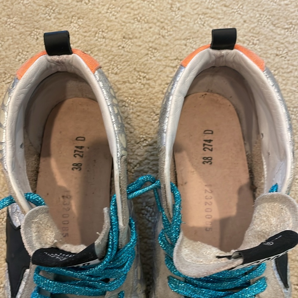 Golden Goose Gray and White Sneakers with Blue Laces - Picture 9 of 11